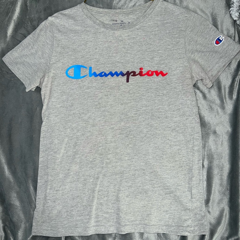 Champion short sleeve shirt